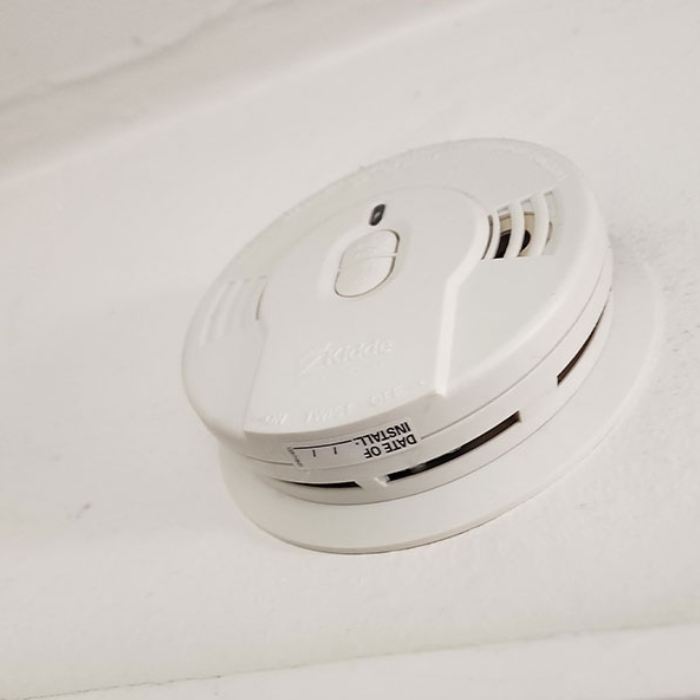Smoke and Co Detectors Installers